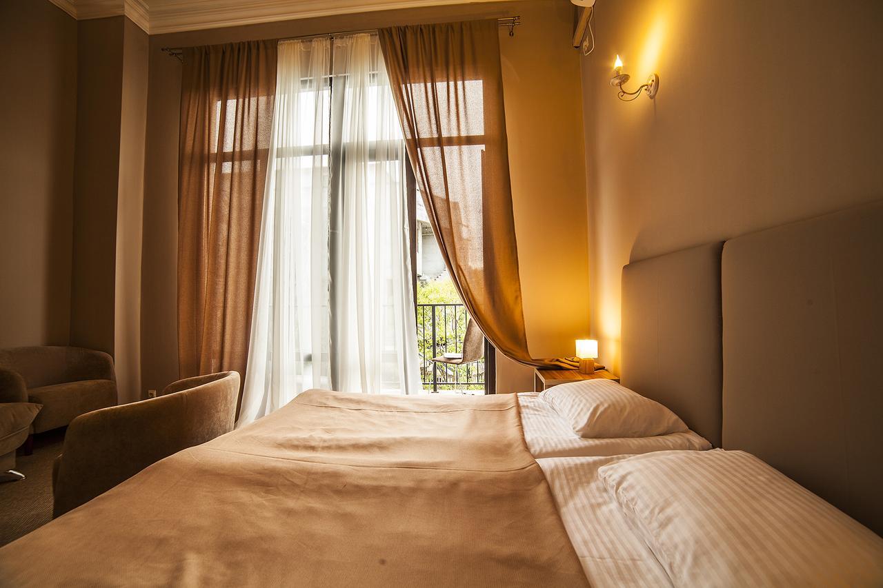 Boutique Hotel Amra Sukhumi Exterior foto